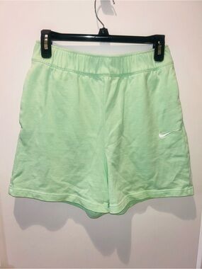 Nike Women’s Mint Green Athletic Shorts Cotton